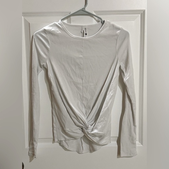 All in Motion White Long Sleeve Twist Front Top - Picture 2 of 3